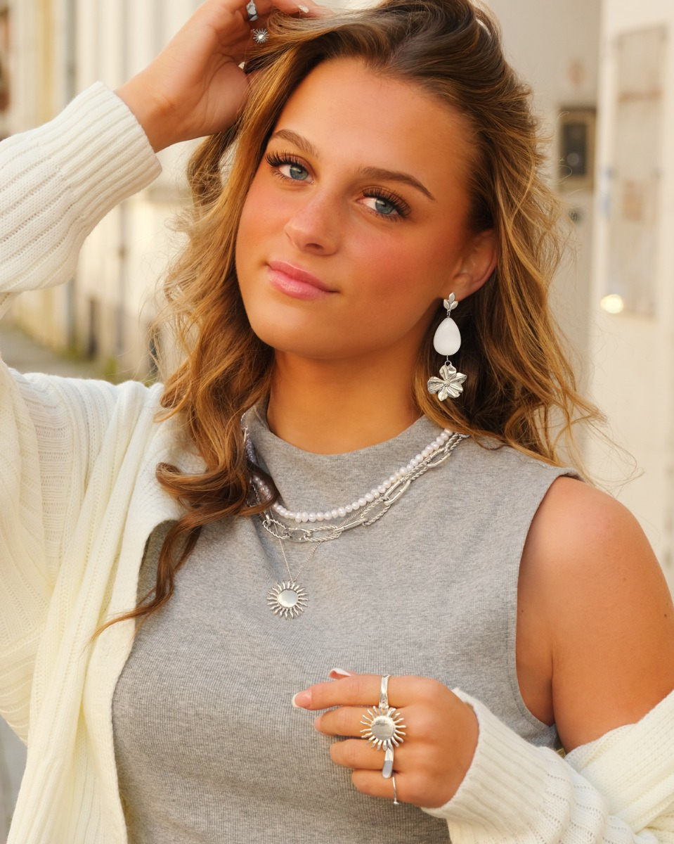 Zilveren sieraden look met zonnetjes