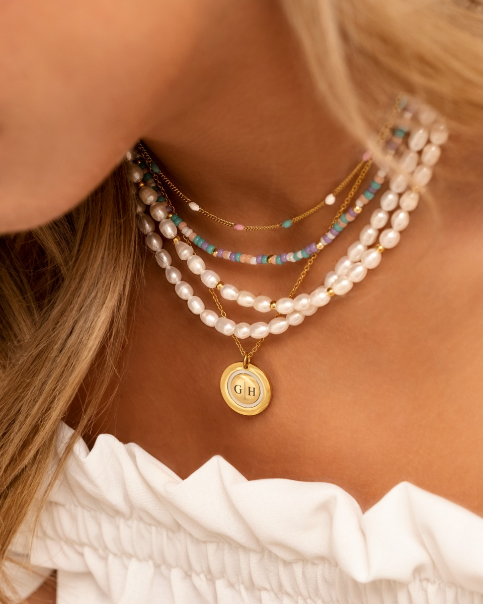 Necklaceparty met parels goud