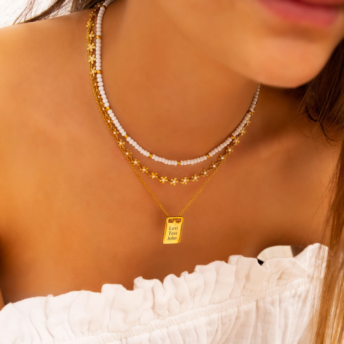 Necklaceparty met witte details