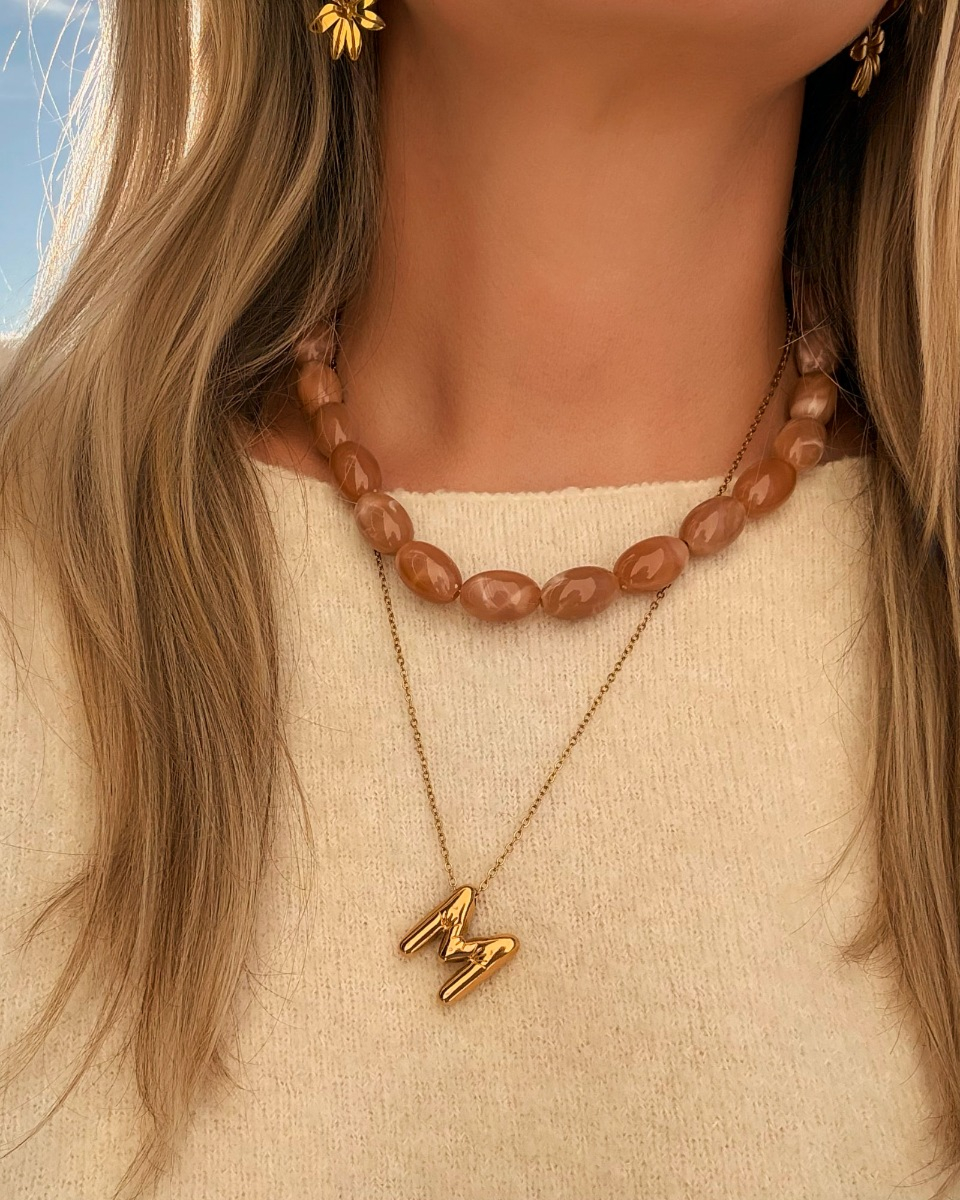 Initial bubbel ketting goudkleurig