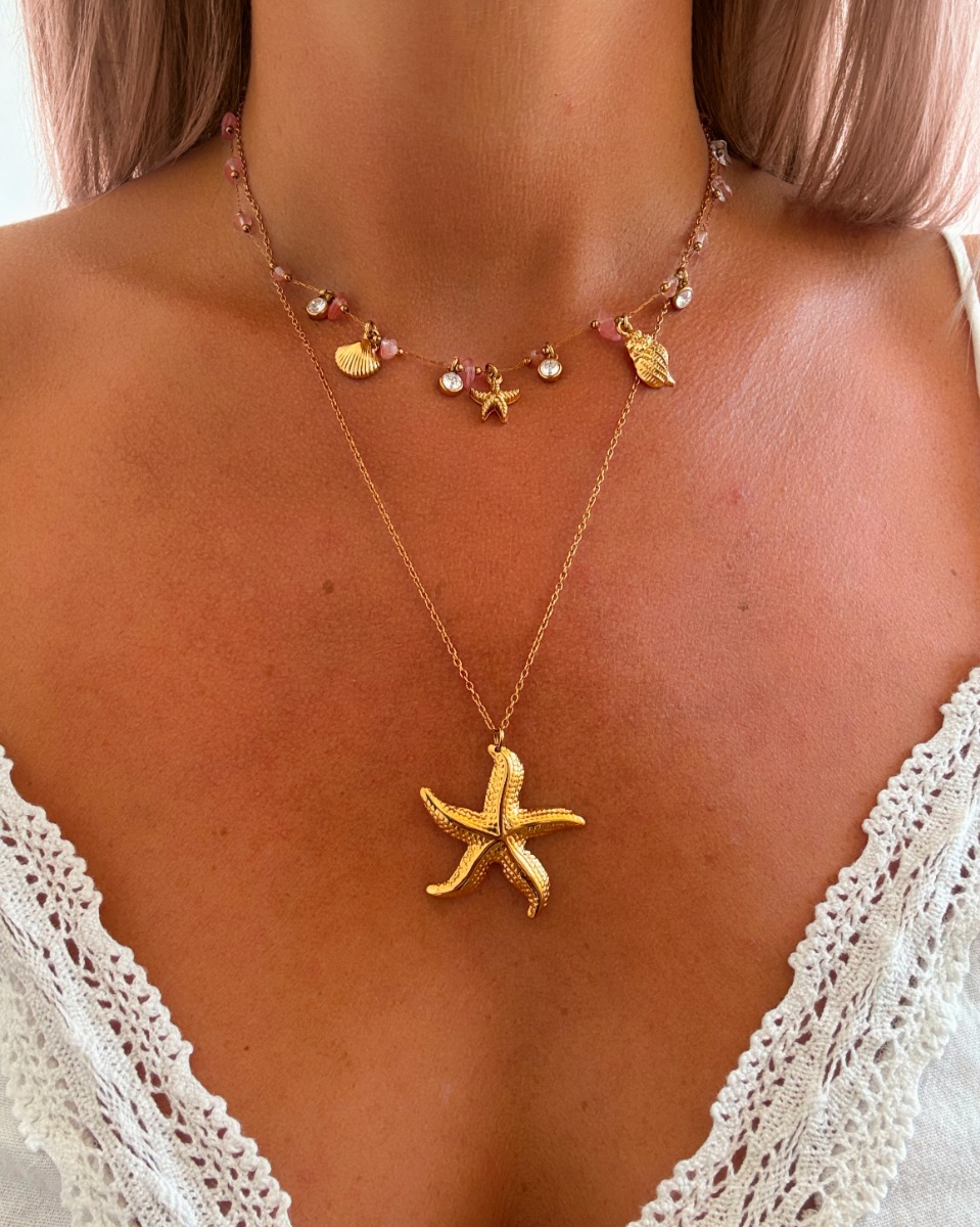 Gouden necklaceparty voor de zomer