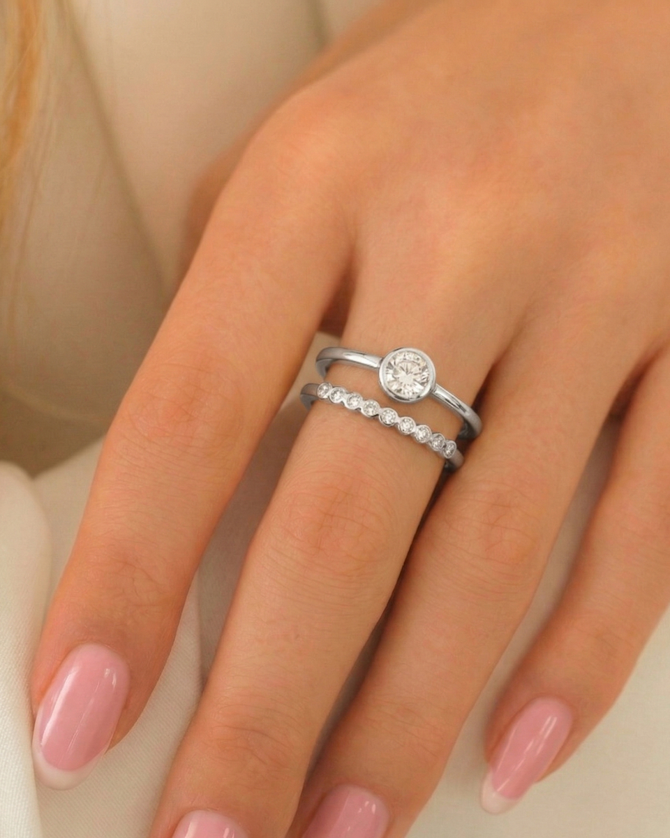 Dubbele ring zilver om vinger