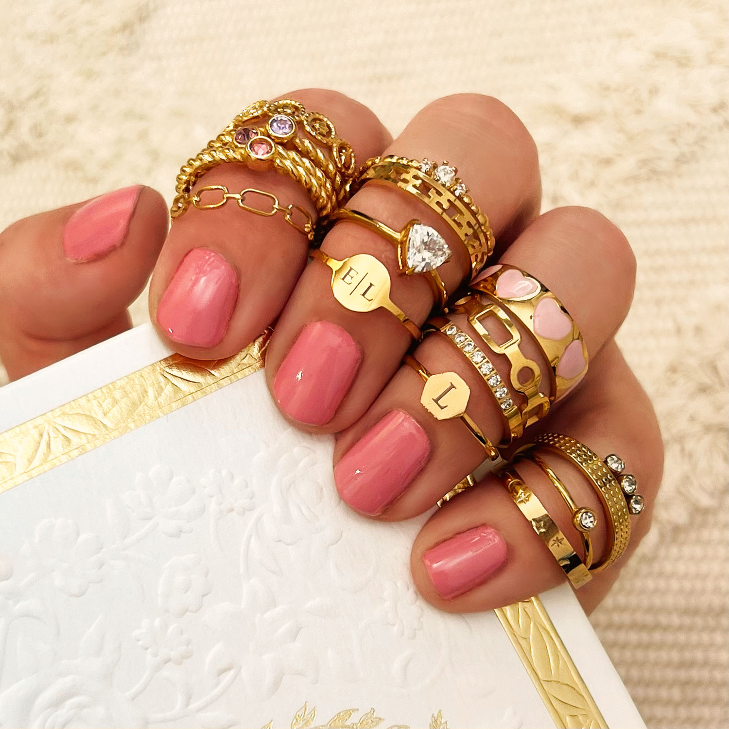 Ringparty goudkleurig