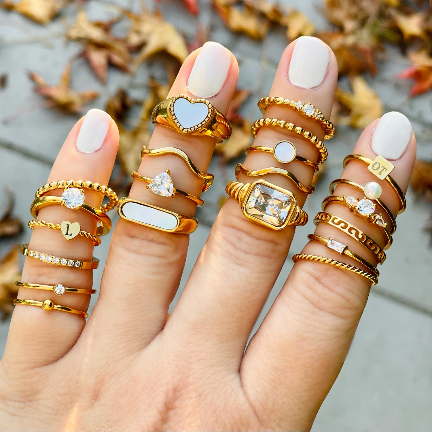 ringparty goudkleurig