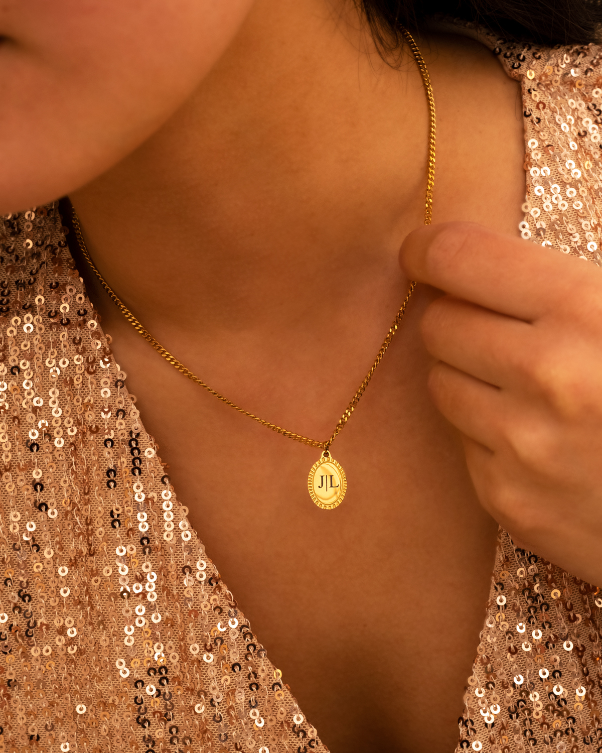 Gouden vintage initial ketting