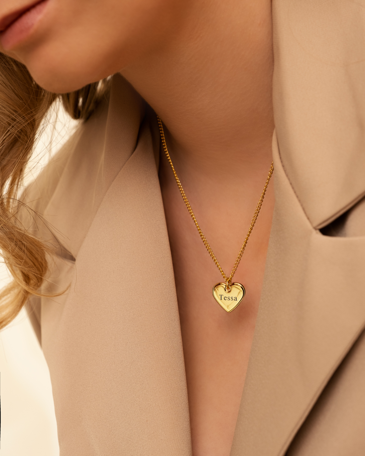 Gouden hartjes ketting met naam