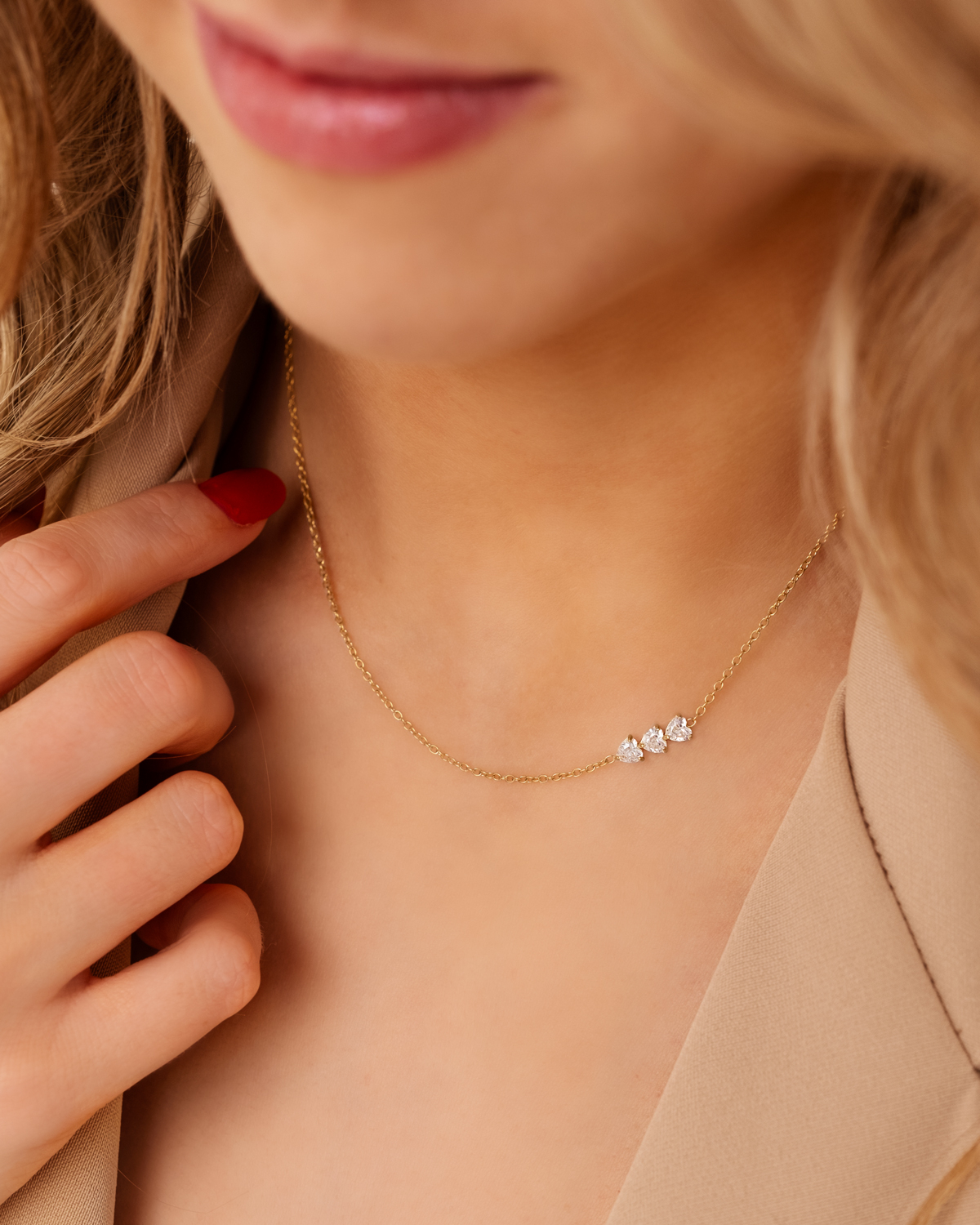 Gouden triple love ketting om hals