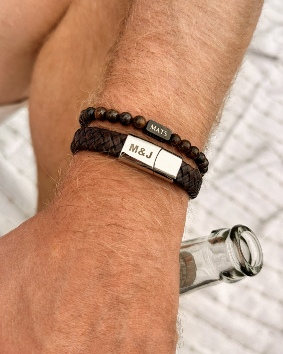 bruine heren armbanden combinatie met gravering