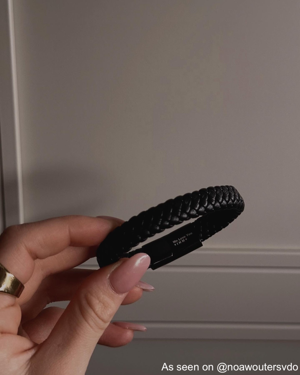 Influencer met leren heren armband