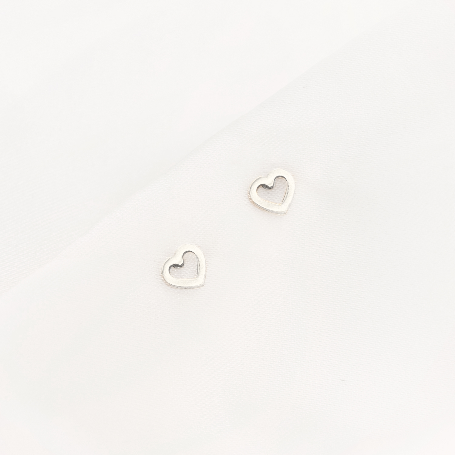 Stud oorbellen open hearts