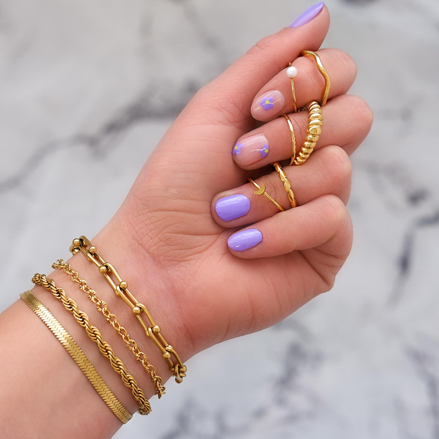Mooie ringen om de hand voor een trendy look