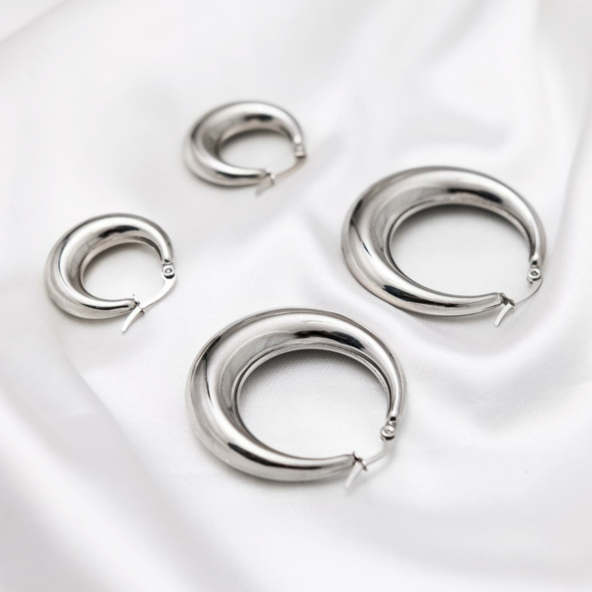 Zilveren oorbellen set
