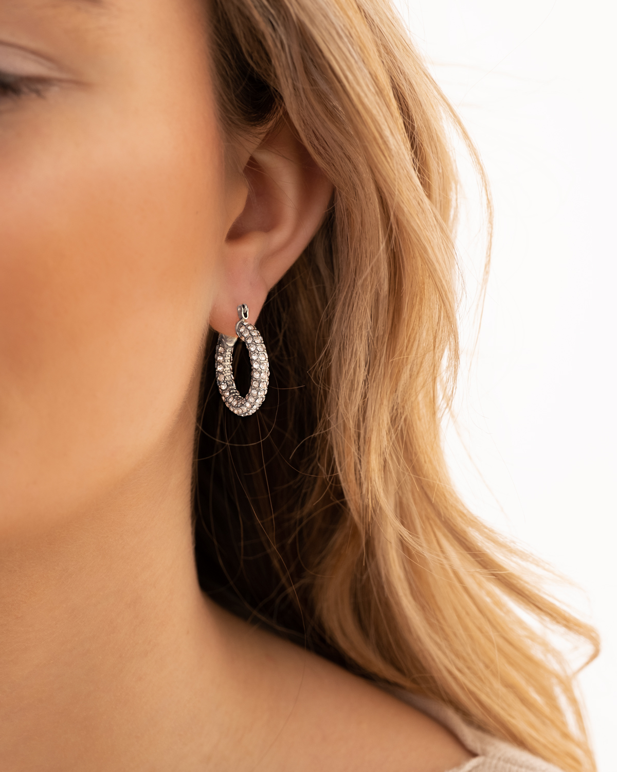 sparkle influencer hoops