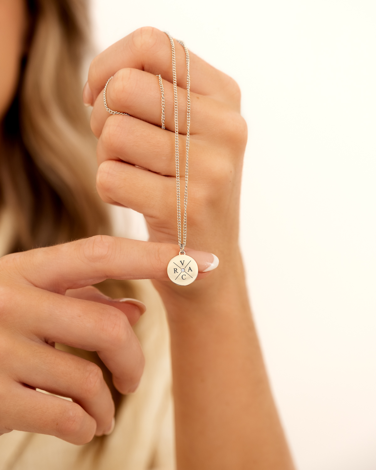 Zilveren initial ketting met vier initialen