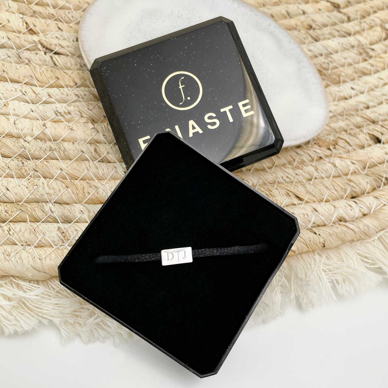 Armband in een mooi Finaste sieradendoosje