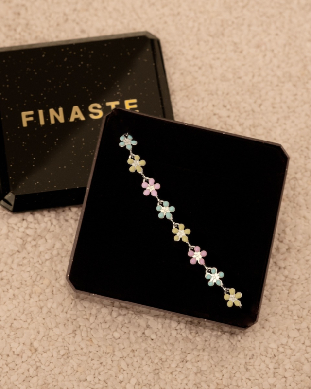 Flower armbandje zilver in sieradendoosje