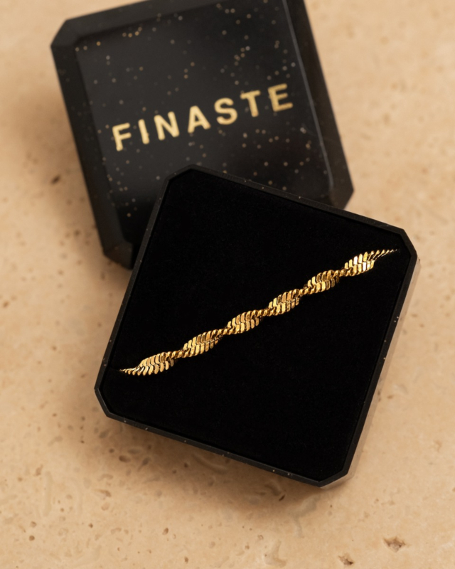 Sieradendoosje met schakelketting