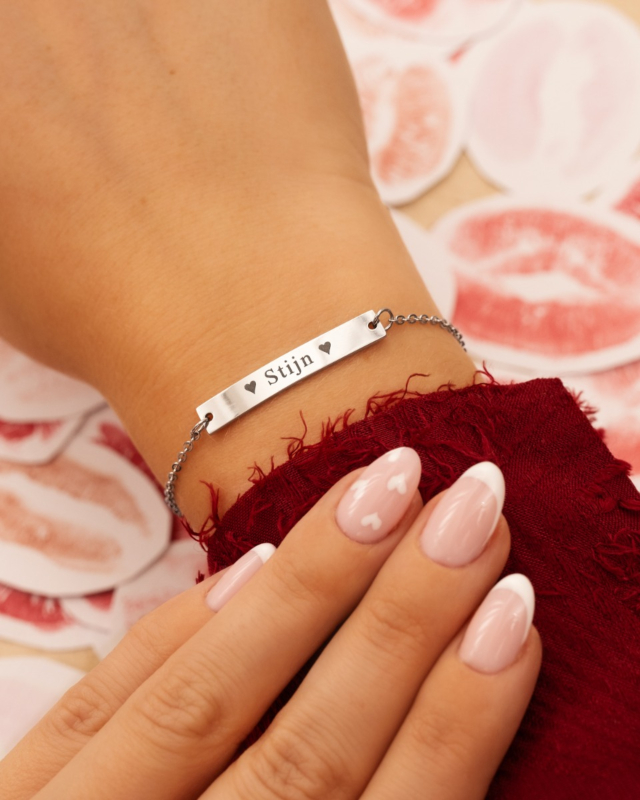 Zilveren bar armband voor Valentijn