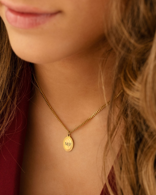 Gouden vintage initial ketting