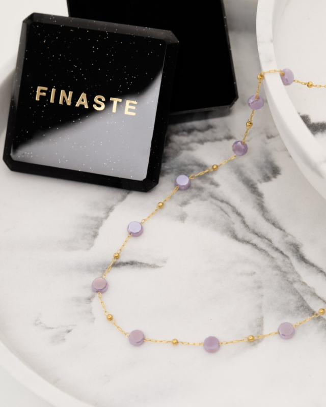 Lila ketting goud met sieradendoosje