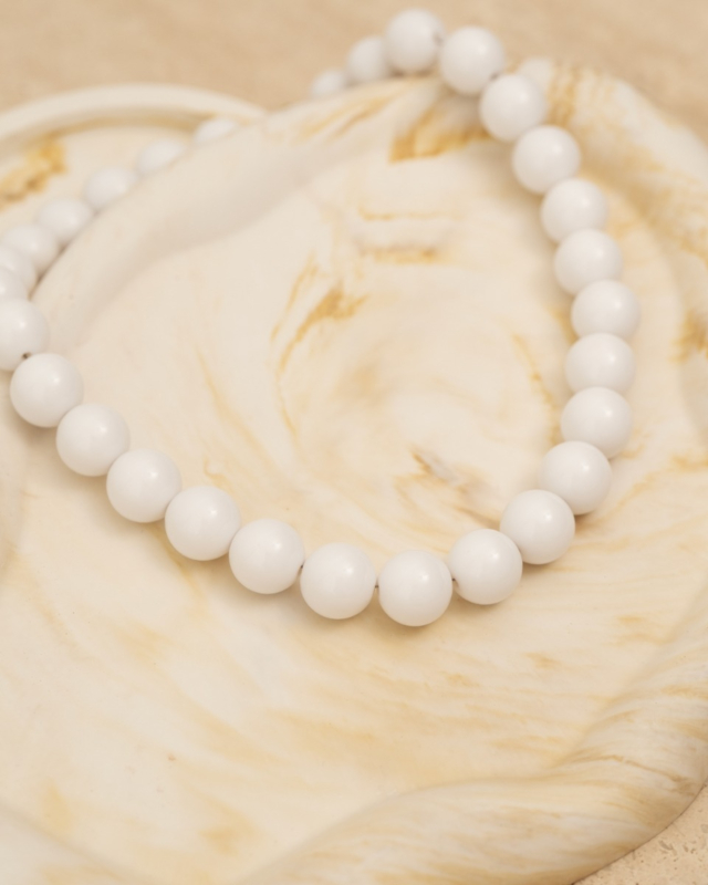 Witte kralen ketting