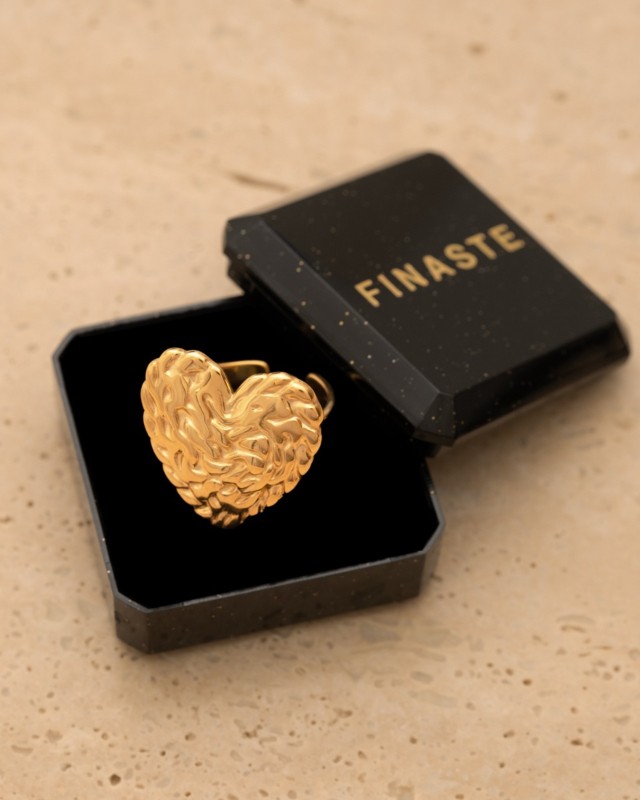 Statement ring vintage hart goudkleurig