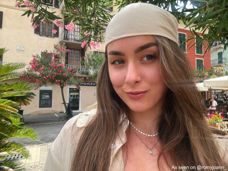 Influencer met Finaste kettingen