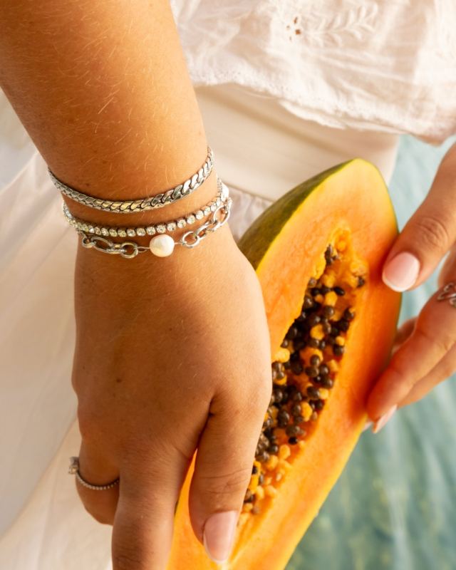 zilveren armparty met fruit