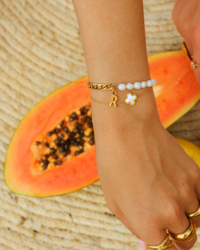 gouden armbanden mix