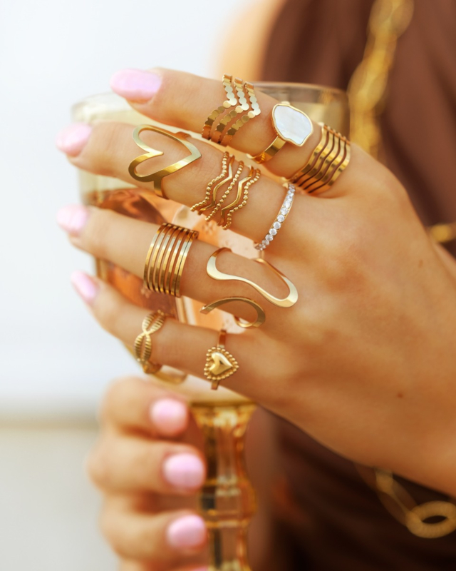 gouden ringen combinatie met glas