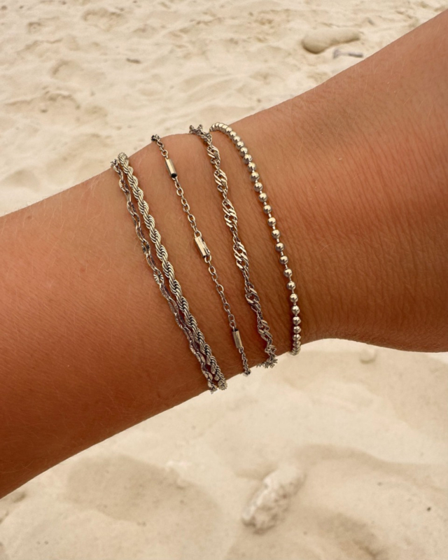 zilveren armbanden combinatie