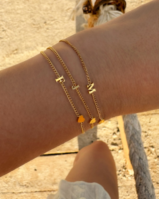 gouden initial heart combinatie van meerdere letters