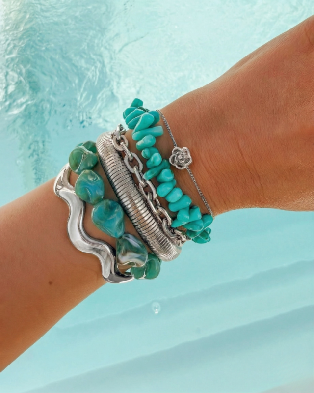 Bangle armparty zilver met blauwe kralen