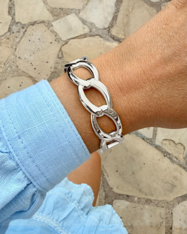 Chunky chain bangle