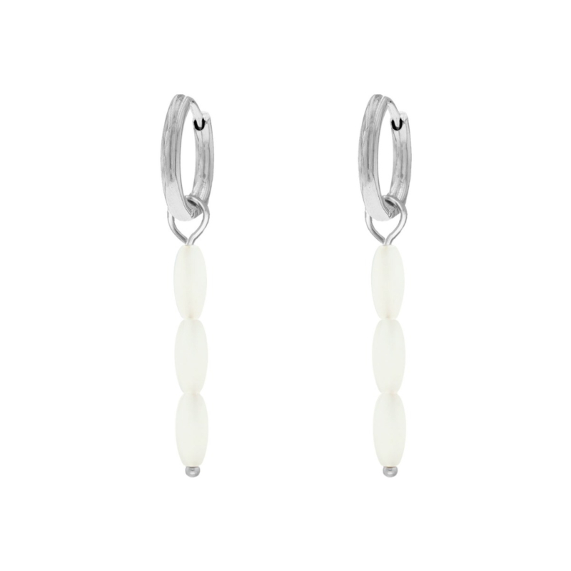 Oorbellen witte kralen