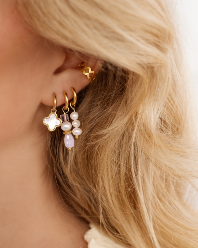 Gouden earparty met parels