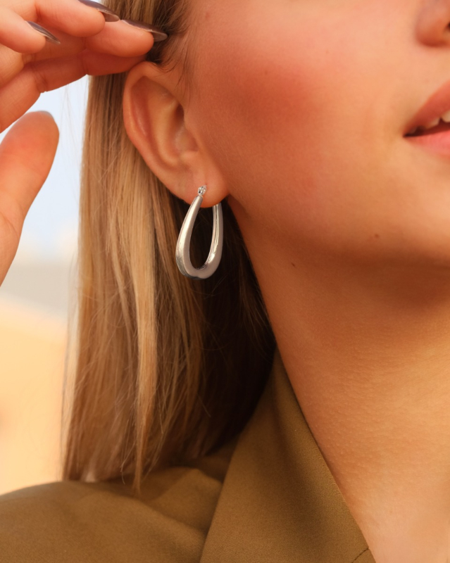 Minimal organic hoops