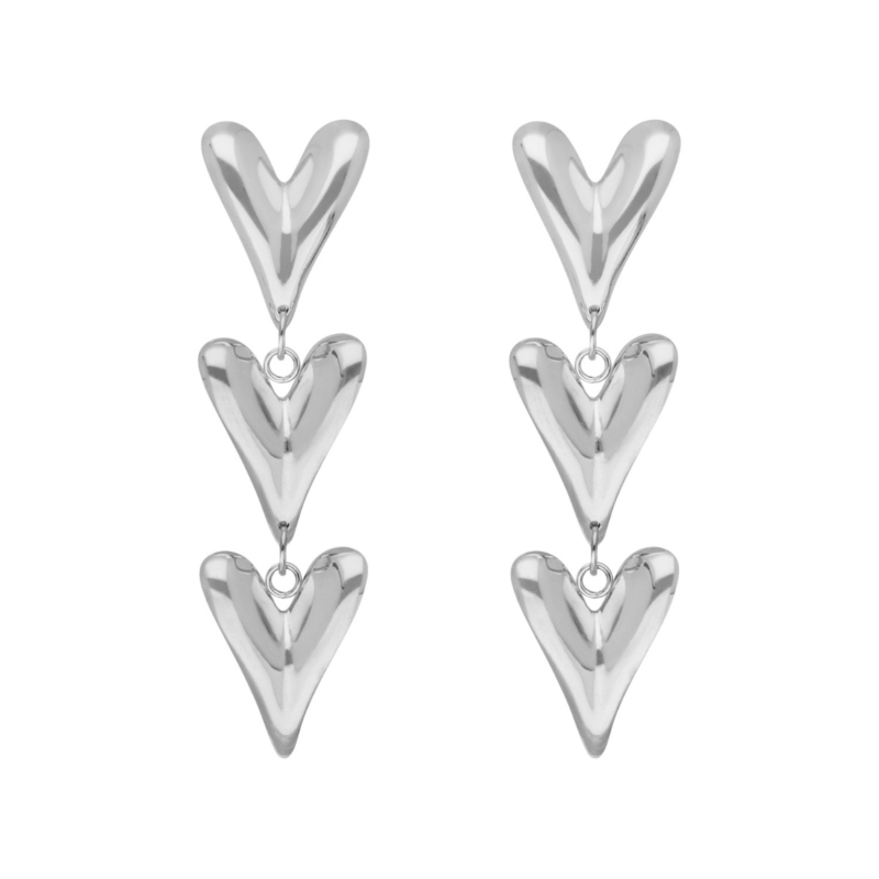 Hartjes oorbellen statement