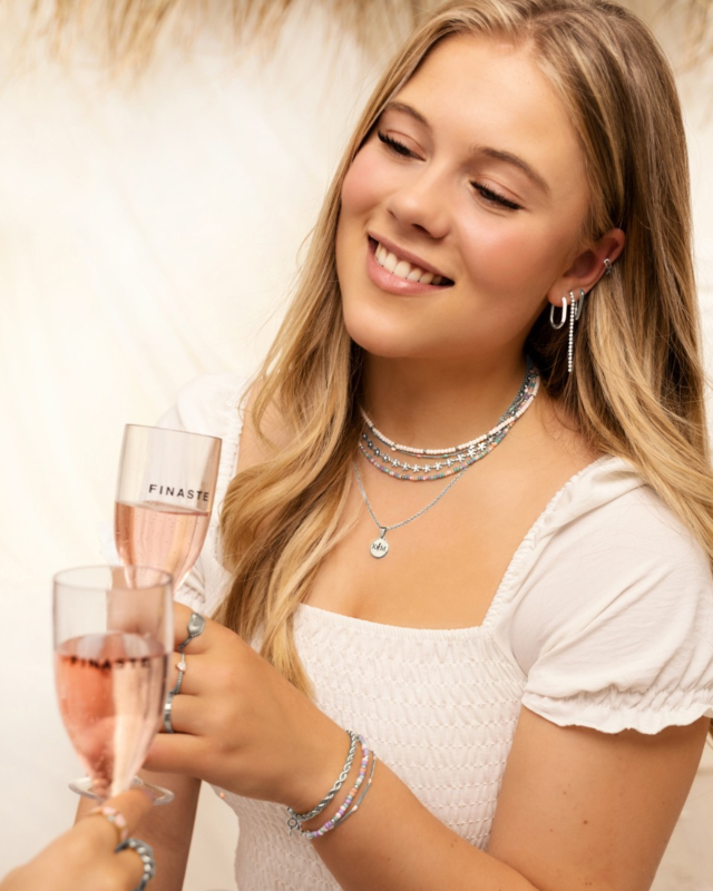 Sieraden look met kleuren