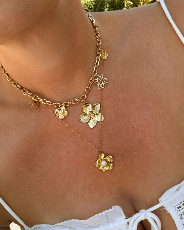 Kettingen met bloemen