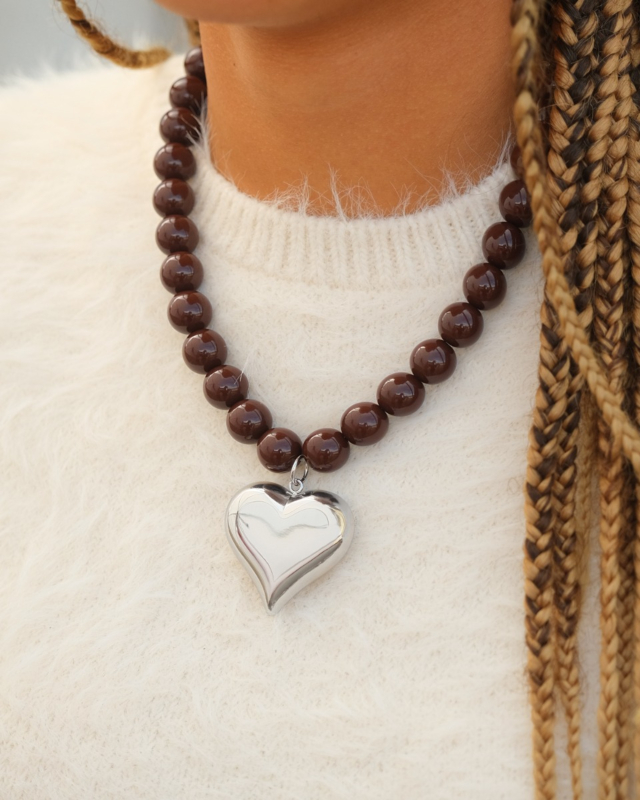Kralen ketting met hart bruin
