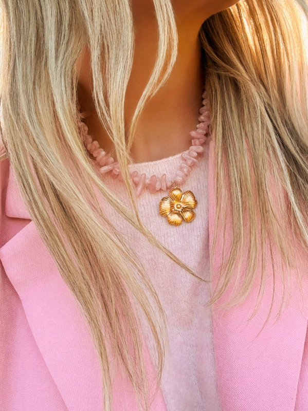 Roze kralen ketting met bloem