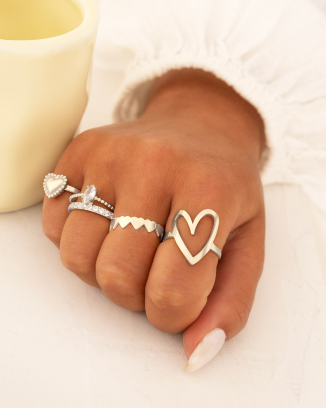 zilveren ringen combinatie