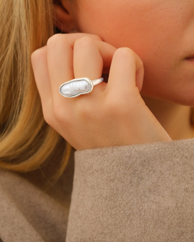 Zilveren ring parelmoer