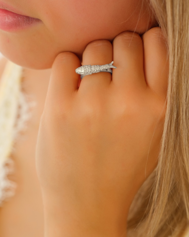 Ring met vis zilver