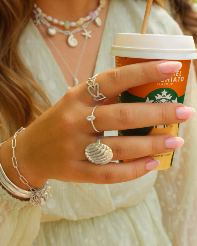 zilveren ringen combinatie