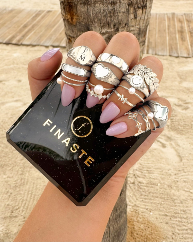zilveren ringen combinatie met sieradendoosje