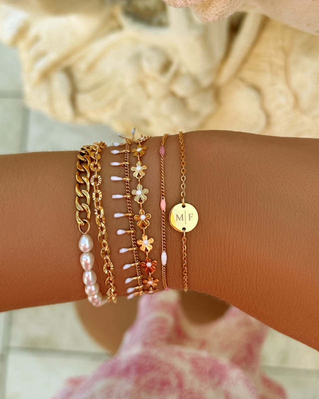 Gouden bloemetjes armband