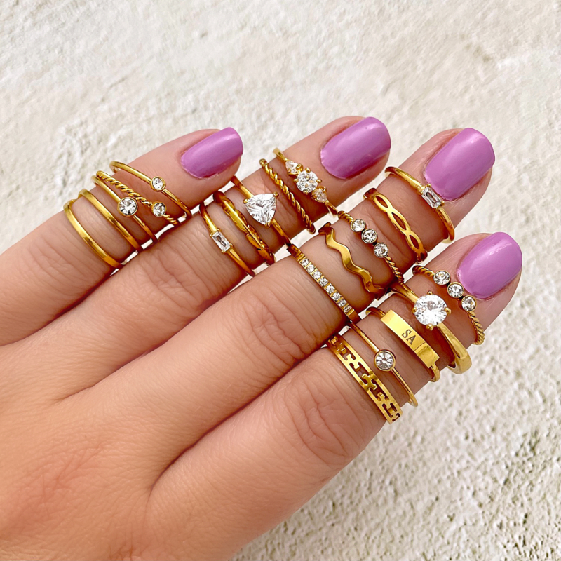 Gouden ringen om hand