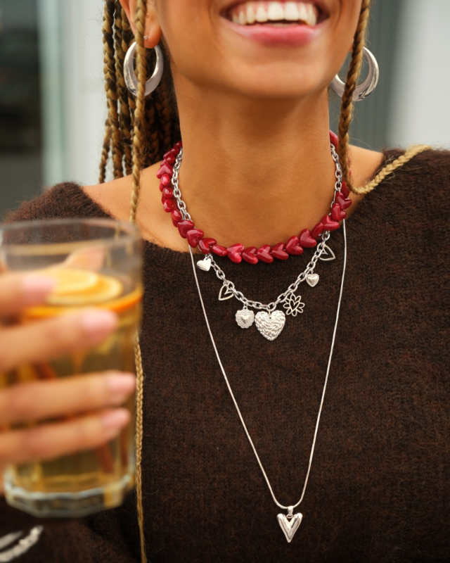 Zilveren hartjes necklaceparty